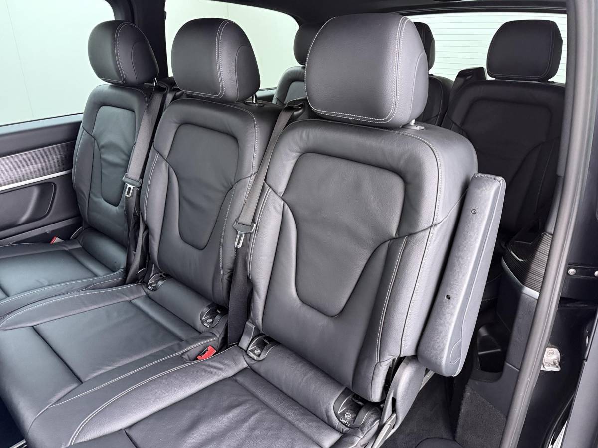 Mercedes-Benz EQV Mercedes-Benz EQV 300 L2 Business Solution Limited 90 kWh RIJKLAARPRIJS INC. 12MND BOVAG GARANTIE | SOH 95% | 8pl  | ELECTR. SCHUIFDEUREN | DODE HOEK | 360 CAMERA |LEDER | RIJKLAARPRIJS incl. 12mnd BOVAG GARANTIE
