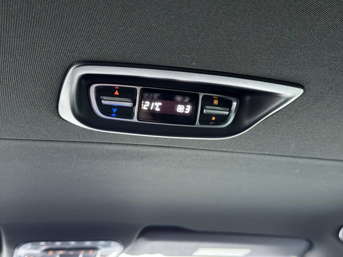 Mercedes-Benz EQV Mercedes-Benz EQV 300 L2 Business Solution Limited 90 kWh RIJKLAARPRIJS INC. 12MND BOVAG GARANTIE | SOH 95% | 8pl  | ELECTR. SCHUIFDEUREN | DODE HOEK | 360 CAMERA |LEDER | RIJKLAARPRIJS incl. 12mnd BOVAG GARANTIE