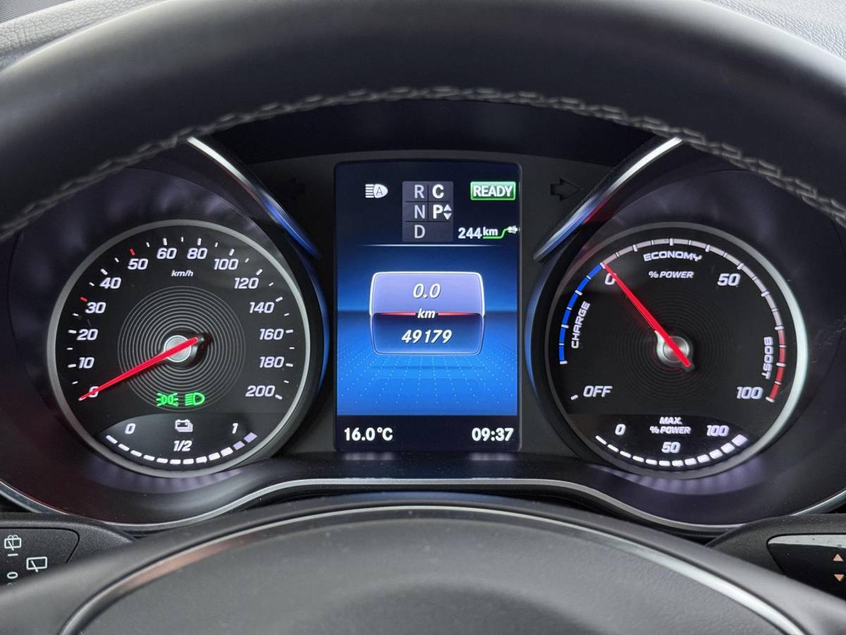 Mercedes-Benz EQV Mercedes-Benz EQV 300 L2 Business Solution Limited 90 kWh RIJKLAARPRIJS INC. 12MND BOVAG GARANTIE | SOH 95% | 8pl  | ELECTR. SCHUIFDEUREN | DODE HOEK | 360 CAMERA |LEDER | RIJKLAARPRIJS incl. 12mnd BOVAG GARANTIE