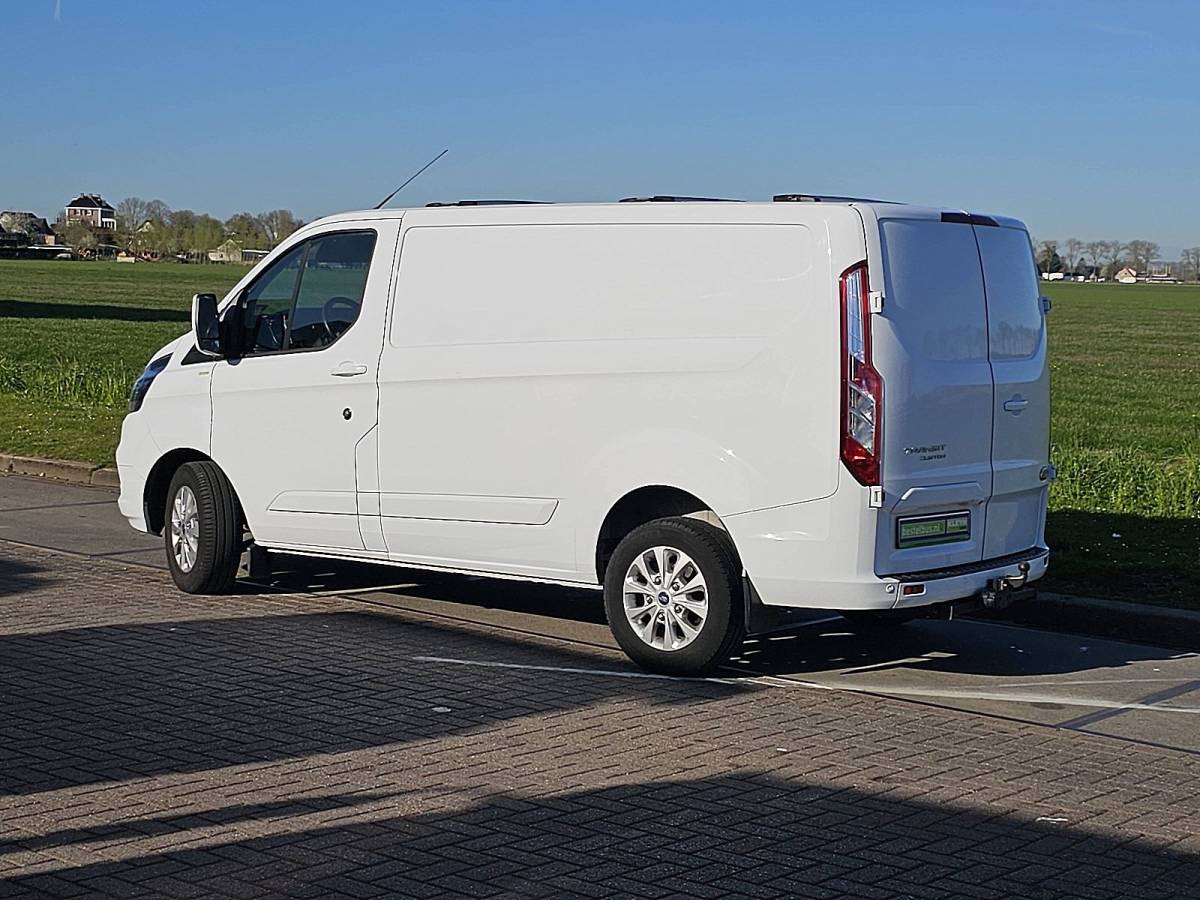 Ford Transit Custom FORD TRANSIT CUSTOM 2.0 l1h1 limited 130pk!