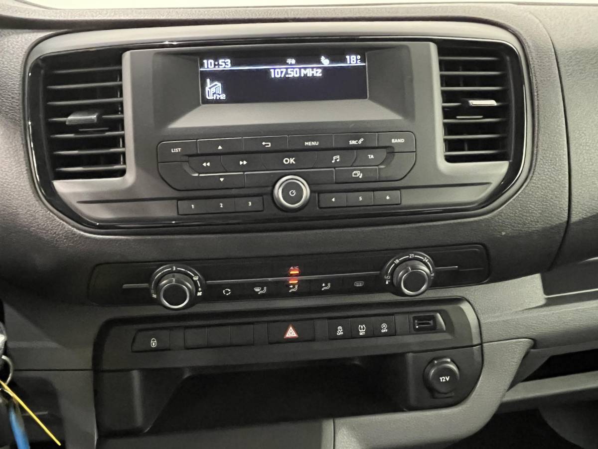 Toyota ProAce Toyota PROACE Shuttle 1.5 D-4D Cool Comfort Long 9persoons PERSONENBUS Airco Cruise Control Trekhaak Incl. BTW / Incl. BPM