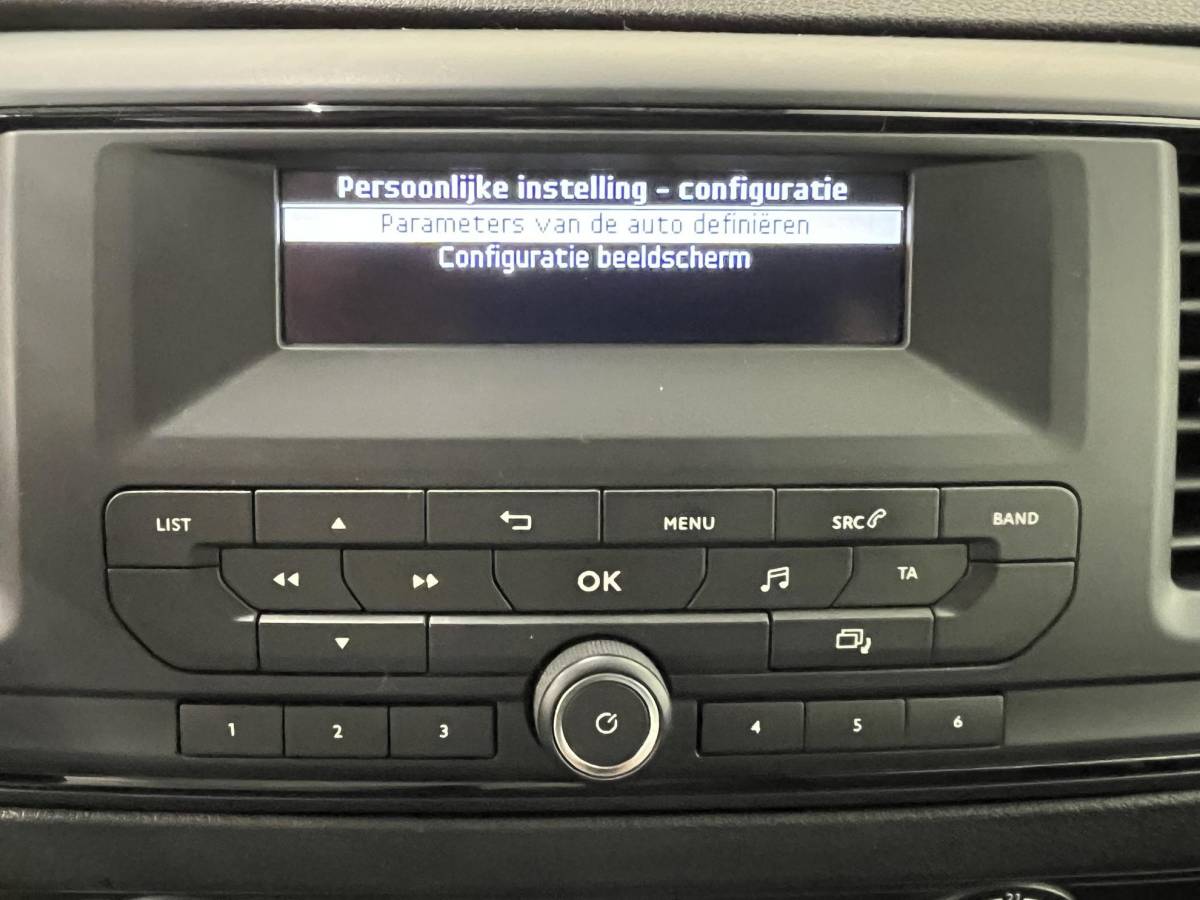 Toyota ProAce Toyota PROACE Shuttle 1.5 D-4D Cool Comfort Long 9persoons PERSONENBUS Airco Cruise Control Trekhaak Incl. BTW / Incl. BPM