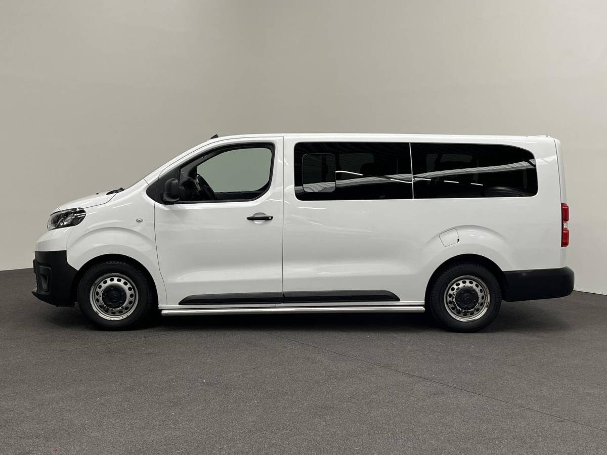 Toyota ProAce Toyota PROACE Shuttle 1.5 D-4D Cool Comfort Long 9persoons PERSONENBUS Airco Cruise Control Trekhaak Incl. BTW / Incl. BPM