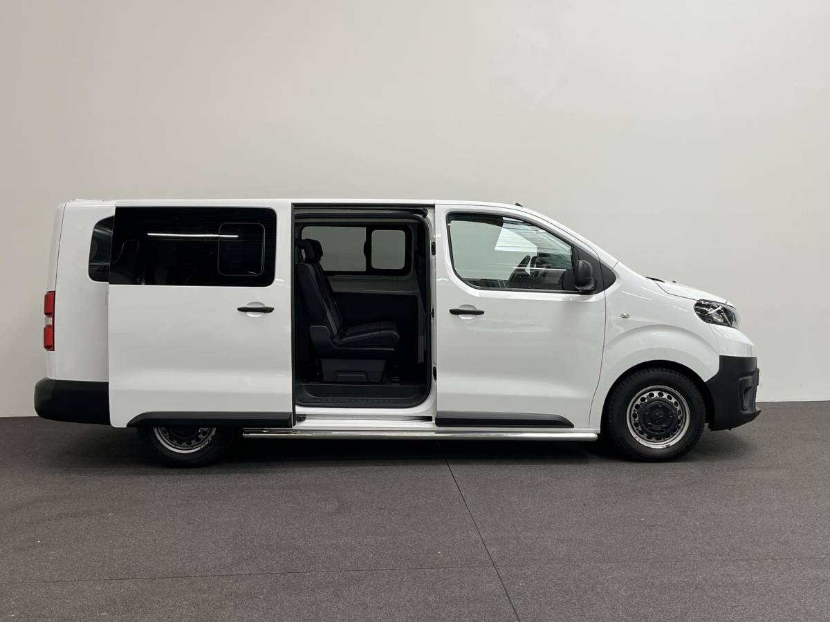Toyota ProAce Toyota PROACE Shuttle 1.5 D-4D Cool Comfort Long 9persoons PERSONENBUS Airco Cruise Control Trekhaak Incl. BTW / Incl. BPM