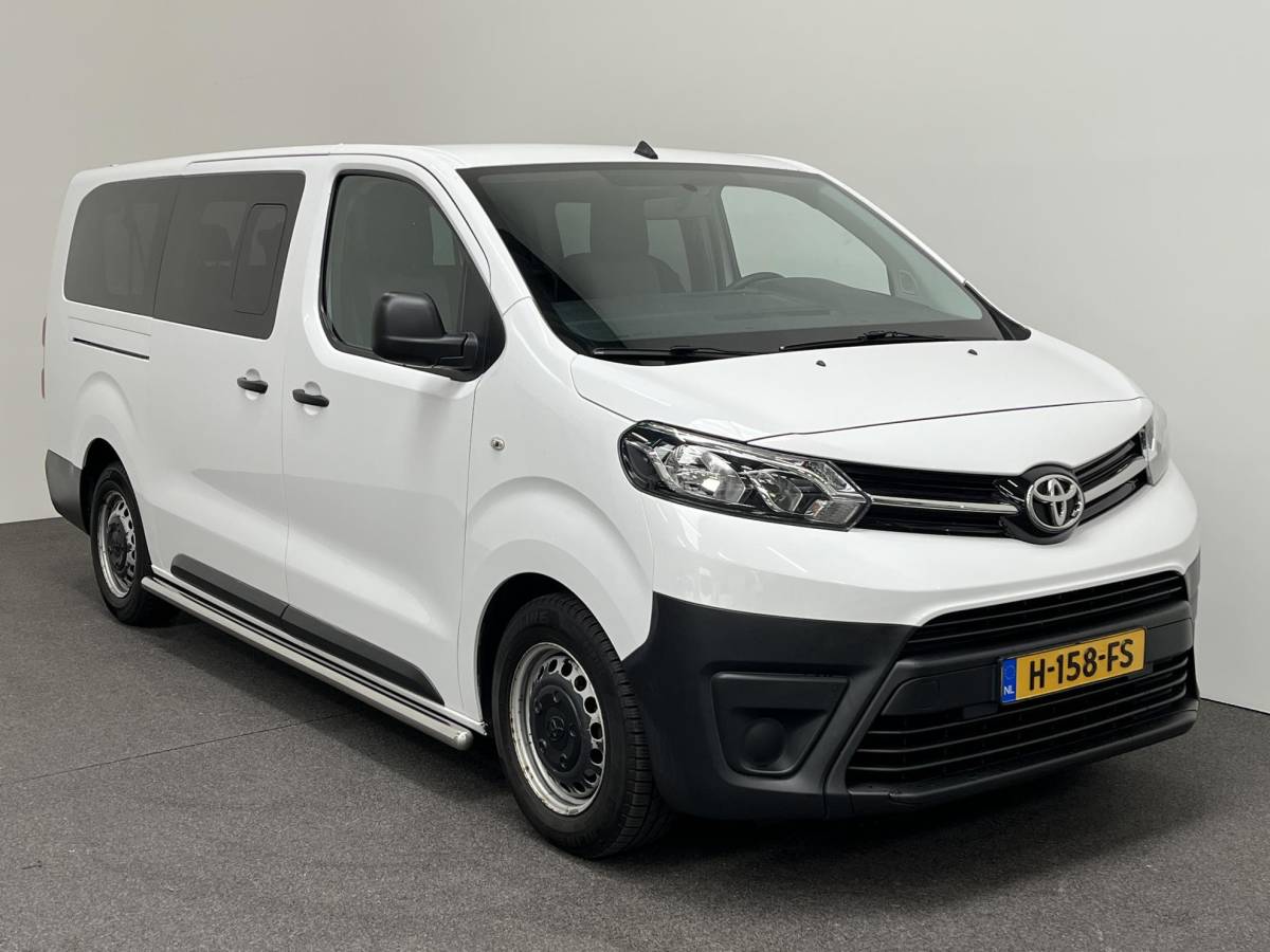 Toyota ProAce Toyota PROACE Shuttle 1.5 D-4D Cool Comfort Long 9persoons PERSONENBUS Airco Cruise Control Trekhaak Incl. BTW / Incl. BPM