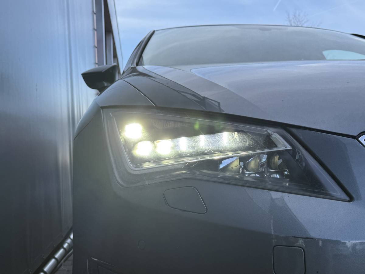 SEAT Leon SEAT Leon BWJ 2013 1.4 TSI 123 PK FR Business STOELVERW. | NAVI | CLIMA | CRUISE | BLUETOOTH | LMV | PDC