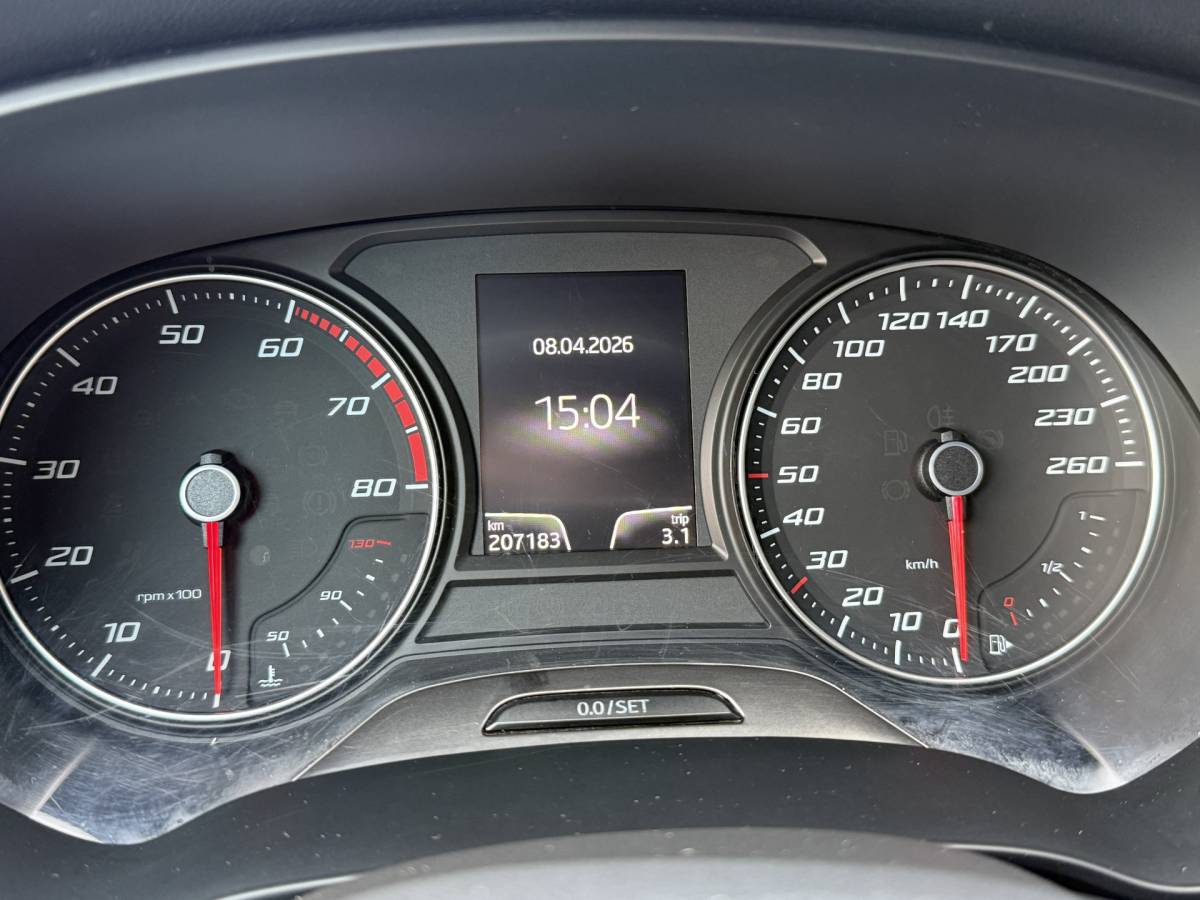 SEAT Leon SEAT Leon BWJ 2013 1.4 TSI 123 PK FR Business STOELVERW. | NAVI | CLIMA | CRUISE | BLUETOOTH | LMV | PDC