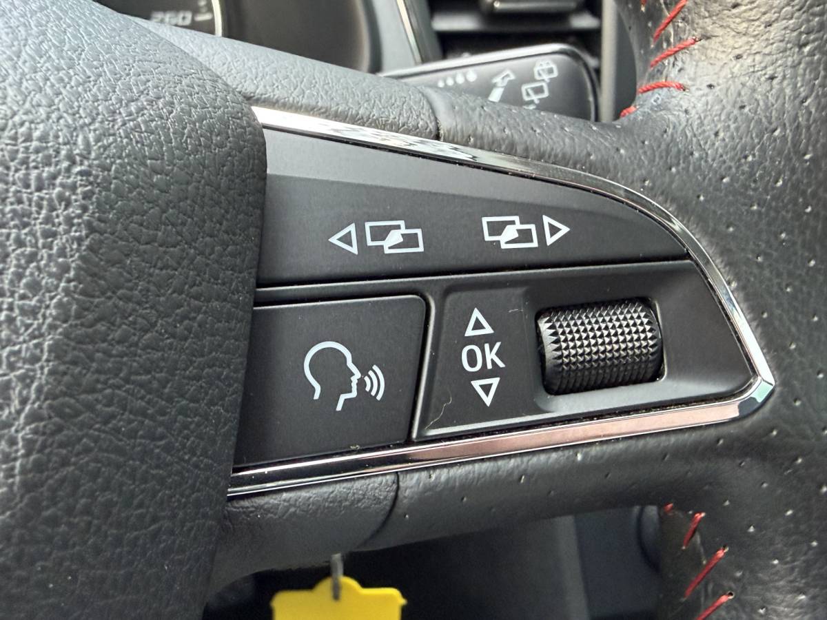 SEAT Leon SEAT Leon BWJ 2013 1.4 TSI 123 PK FR Business STOELVERW. | NAVI | CLIMA | CRUISE | BLUETOOTH | LMV | PDC