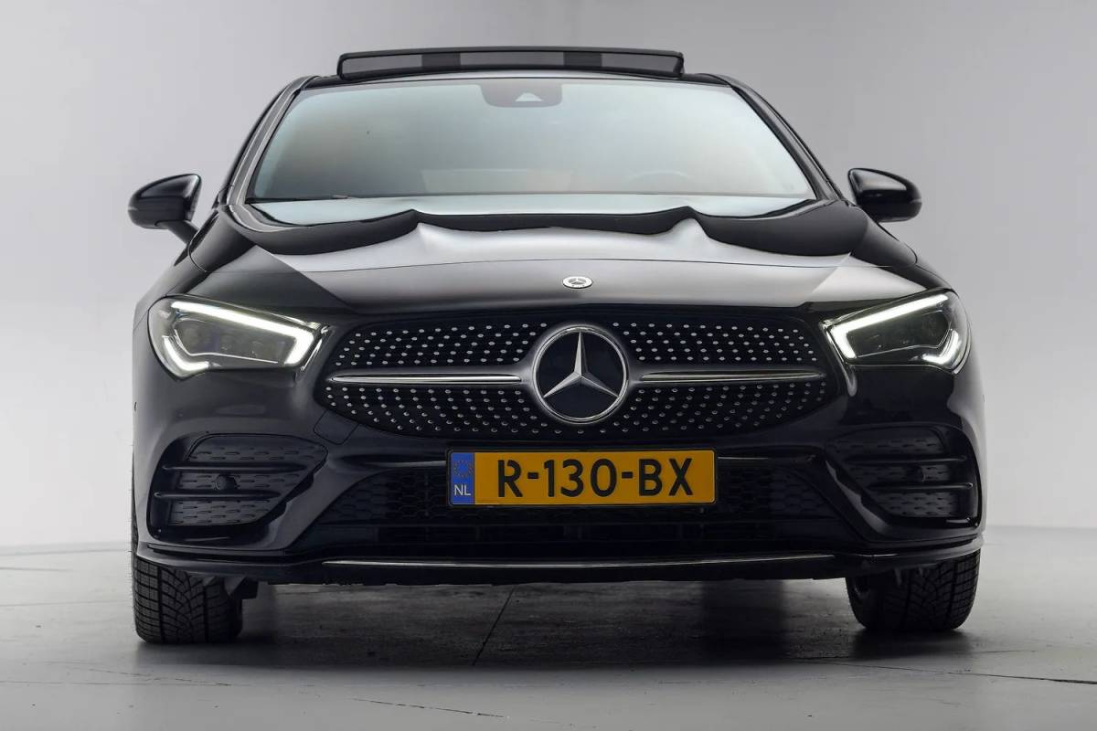 Mercedes-Benz CLA Mercedes-Benz CLA-Klasse 250 e AMG Line Aut. [ Pano Adapt.cruise Sfeerverlichting ]