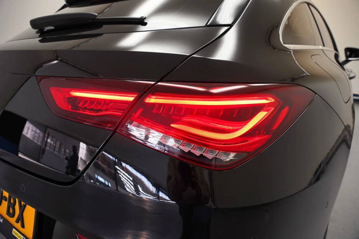 Mercedes-Benz CLA Mercedes-Benz CLA-Klasse 250 e AMG Line Aut. [ Pano Adapt.cruise Sfeerverlichting ]