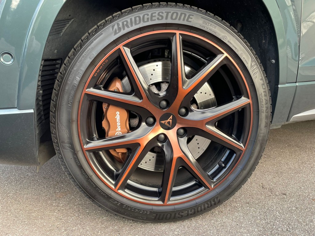 CUPRA Ateca Cupra Ateca 2.0 TSI VZ 300PK 4DRIVE Brembo Trekhaak Panoramadak Speciale VZ uitvoering!