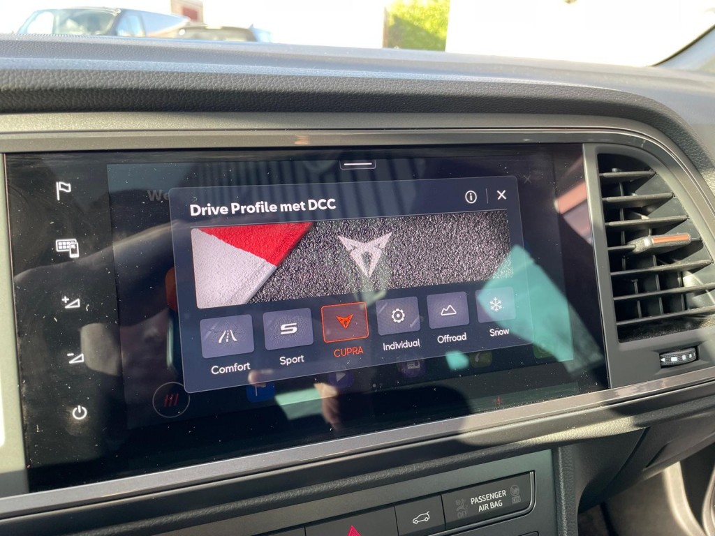 CUPRA Ateca Cupra Ateca 2.0 TSI VZ 300PK 4DRIVE Brembo Trekhaak Panoramadak Speciale VZ uitvoering!