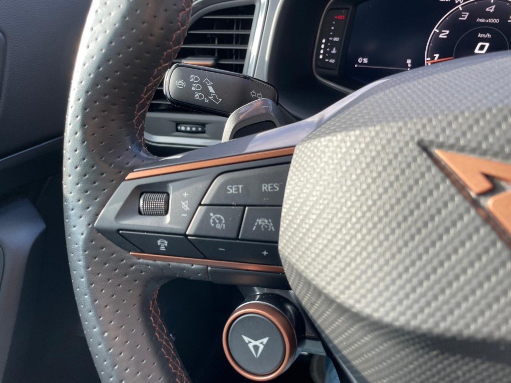 CUPRA Ateca Cupra Ateca 2.0 TSI VZ 300PK 4DRIVE Brembo Trekhaak Panoramadak Speciale VZ uitvoering!