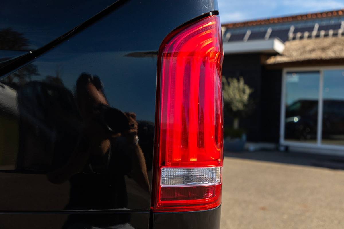 Mercedes-Benz V-Klasse Mercedes-Benz V-klasse 300d Lang DC Edition I Marcopolo I Schuifdeur Links I Leder I Apple CarPlay I Nieuwstaat
