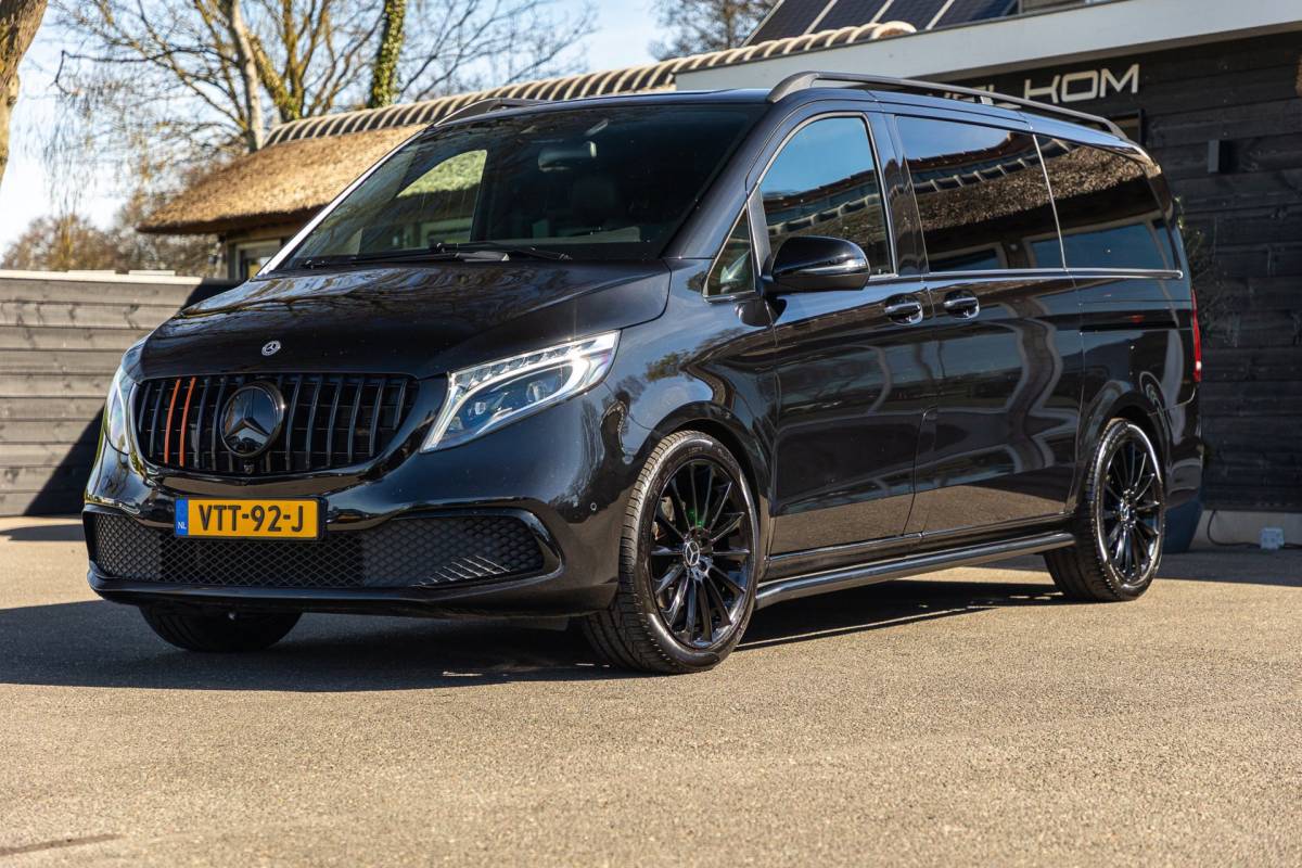 Mercedes-Benz V-Klasse Mercedes-Benz V-klasse 300d Lang DC Edition I Marcopolo I Schuifdeur Links I Leder I Apple CarPlay I Nieuwstaat