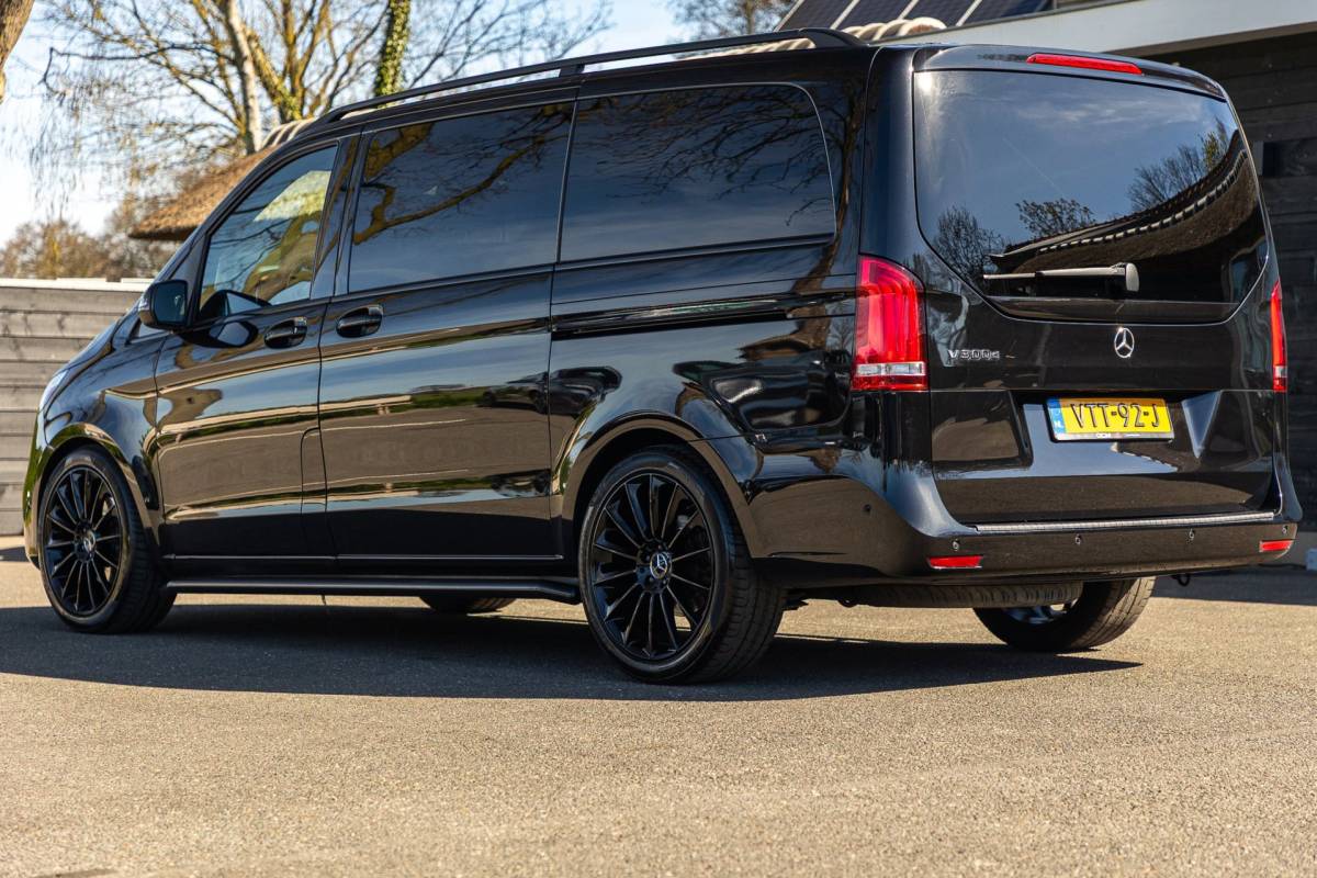 Mercedes-Benz V-Klasse Mercedes-Benz V-klasse 300d Lang DC Edition I Marcopolo I Schuifdeur Links I Leder I Apple CarPlay I Nieuwstaat