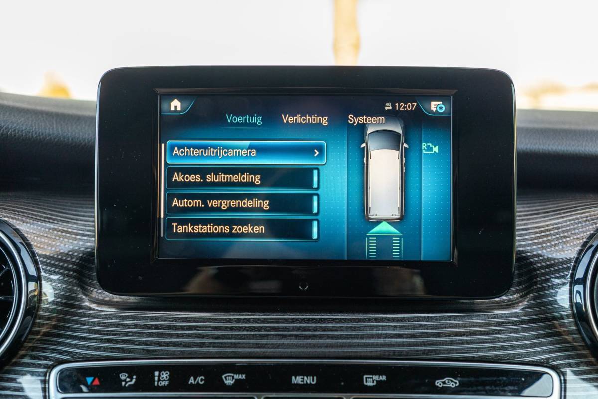 Mercedes-Benz V-Klasse Mercedes-Benz V-klasse 300d Lang DC Edition I Marcopolo I Schuifdeur Links I Leder I Apple CarPlay I Nieuwstaat