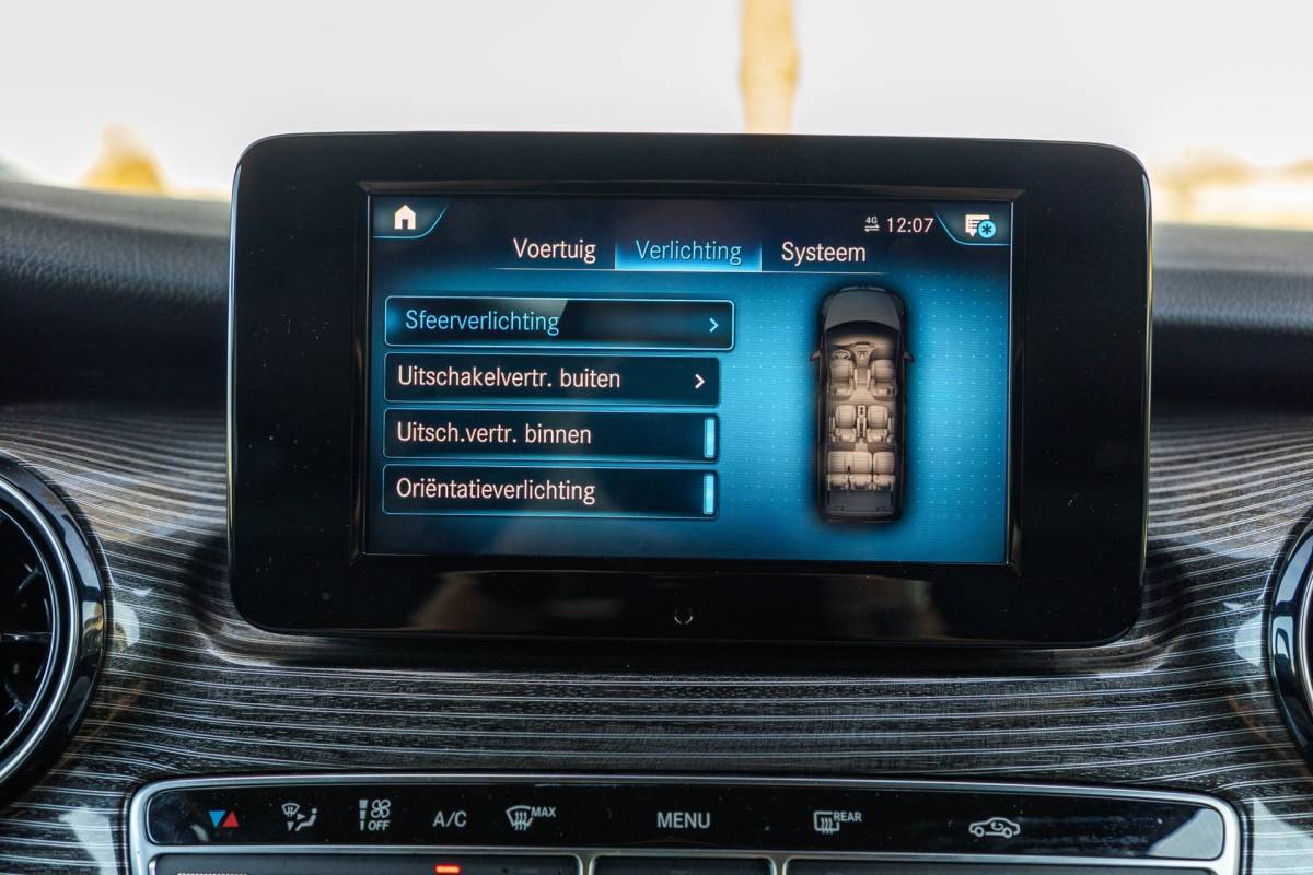 Mercedes-Benz V-Klasse Mercedes-Benz V-klasse 300d Lang DC Edition I Marcopolo I Schuifdeur Links I Leder I Apple CarPlay I Nieuwstaat