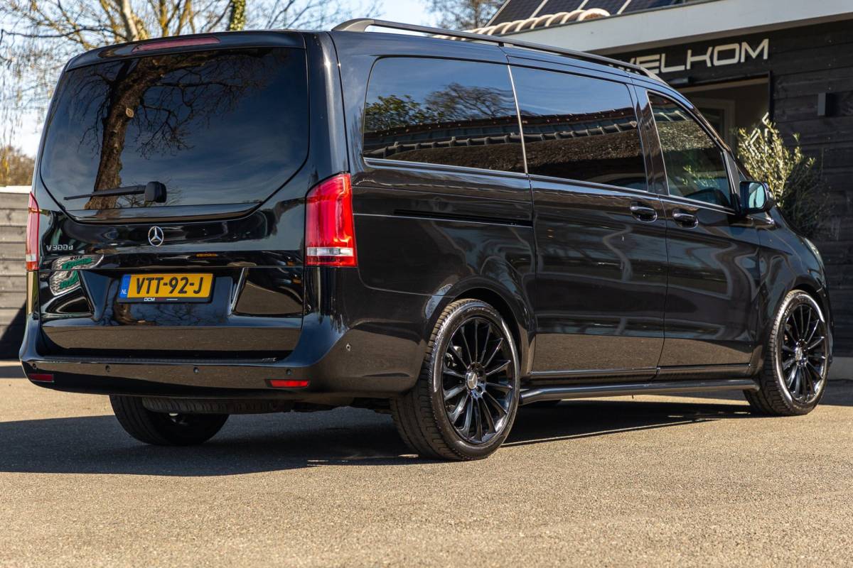 Mercedes-Benz V-Klasse Mercedes-Benz V-klasse 300d Lang DC Edition I Marcopolo I Schuifdeur Links I Leder I Apple CarPlay I Nieuwstaat