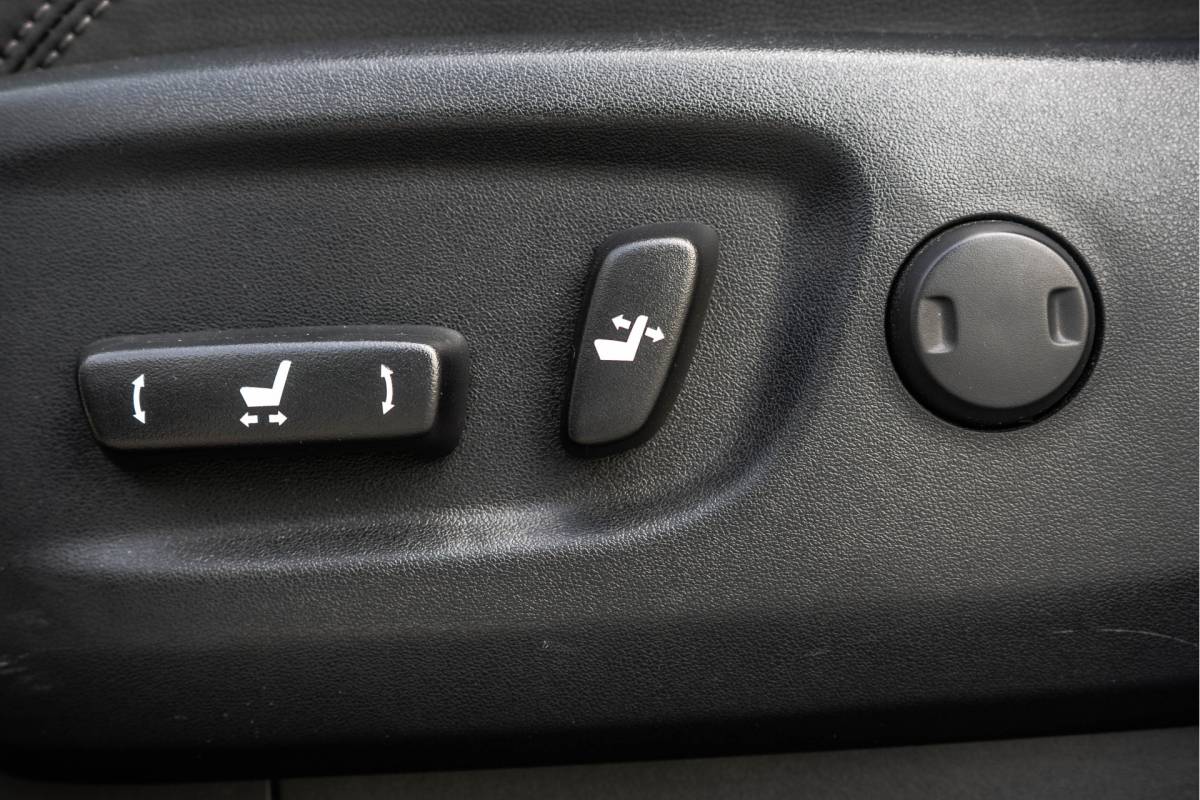 Toyota Land Cruiser Toyota Land Cruiser 2.8D-4D | 204 PK | 4X4 | Vol Opties | Automaat | Luchtvering | 360° camera | Adapt.Cruise | Stoelverw. & -koeling | LED