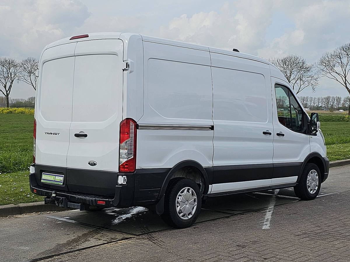 Ford Transit FORD TRANSIT 2.0 l2h2 euro6 trekhaak!
