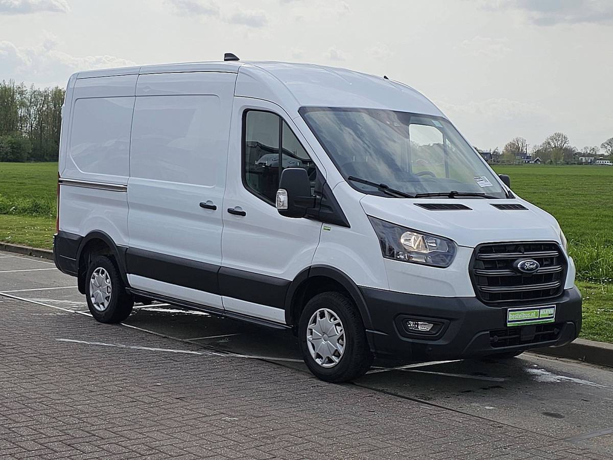 Ford Transit FORD TRANSIT 2.0 l2h2 euro6 trekhaak!