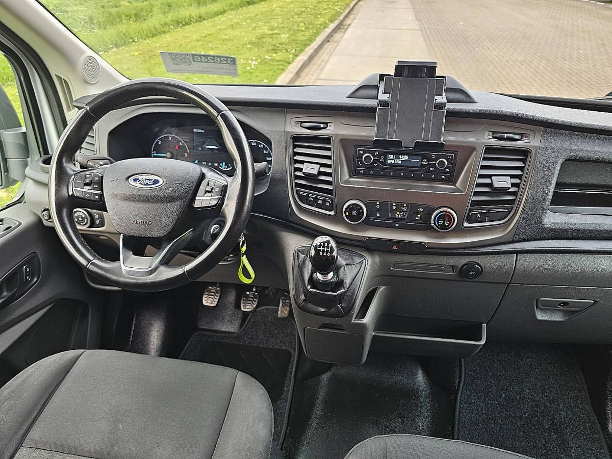 Ford Transit FORD TRANSIT 2.0 l2h2 euro6 trekhaak!