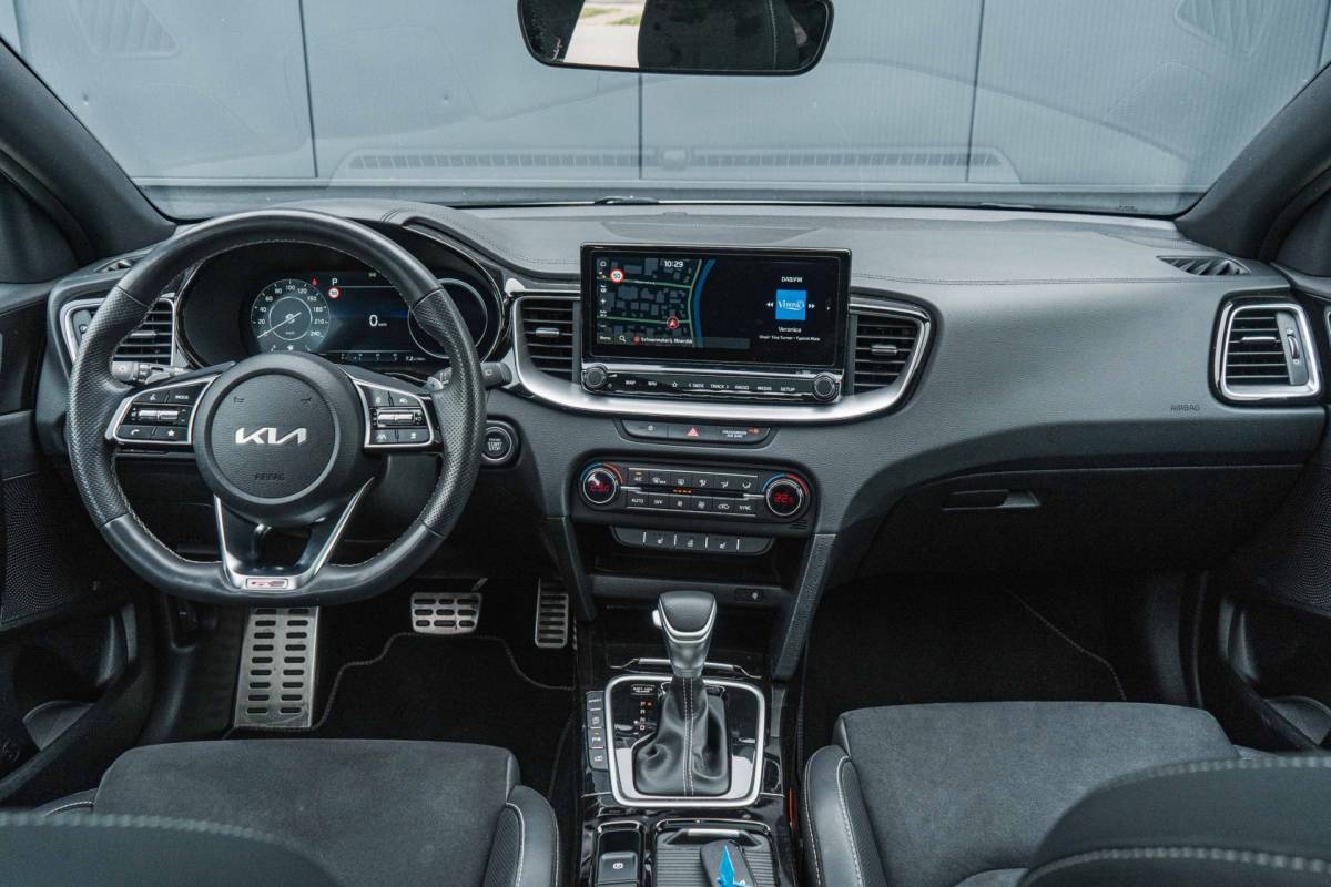 Kia ProCeed Kia ProCeed 1.5 T-GDi GT-PlusLine / Automaat / Full options!