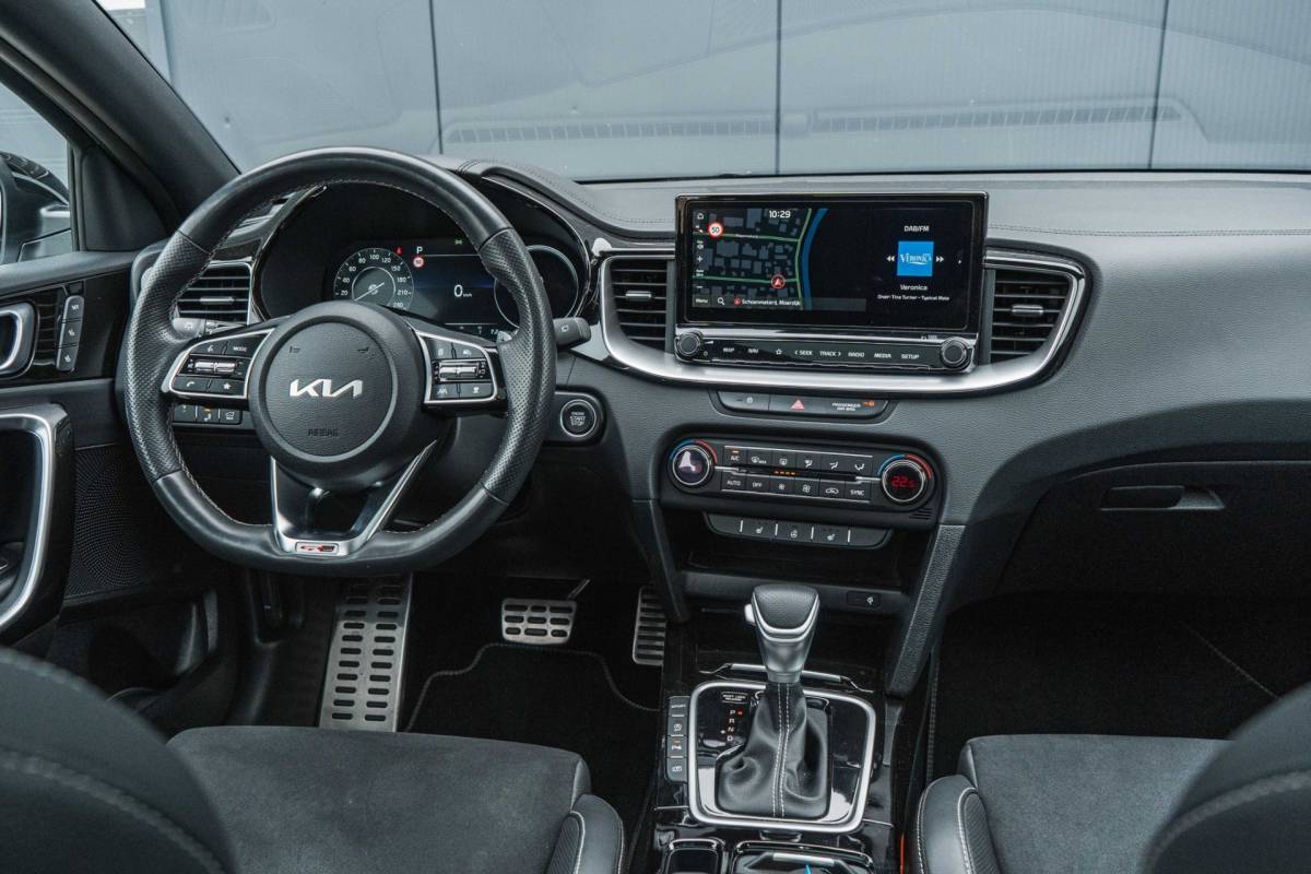 Kia ProCeed Kia ProCeed 1.5 T-GDi GT-PlusLine / Automaat / Full options!