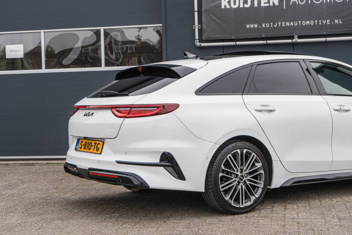 Kia ProCeed Kia ProCeed 1.5 T-GDi GT-PlusLine / Automaat / Full options!