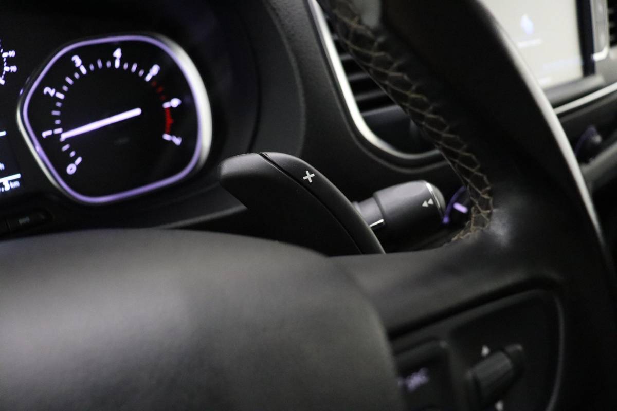 Peugeot Expert Peugeot Expert 227S 2.0 BlueHDI 180pk Automaat Premium Pack | 2-Zits | Trekhaak | Grip Control | Navigatie | Achteruitrijcamera | Airco | Cruise Control | Dodehoeksensor | Laadruimte betimmering
