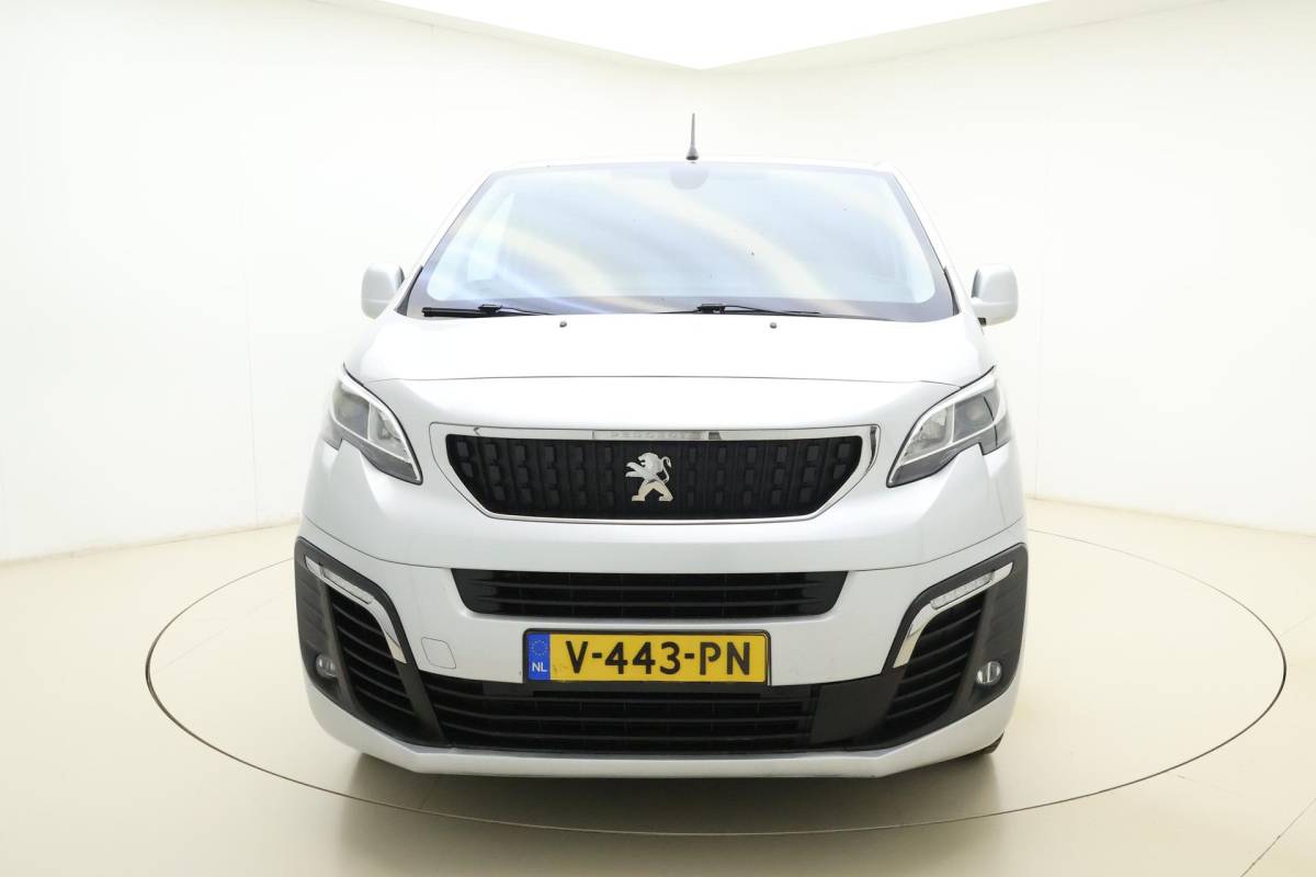 Peugeot Expert Peugeot Expert 227S 2.0 BlueHDI 180pk Automaat Premium Pack | 2-Zits | Trekhaak | Grip Control | Navigatie | Achteruitrijcamera | Airco | Cruise Control | Dodehoeksensor | Laadruimte betimmering