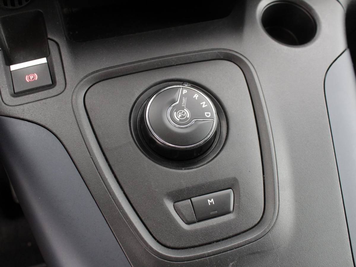 Peugeot Rifter Peugeot Rifter Long 1.2 Puretech Long Allure Automaat | Carplay / Android Auto | Clima | Park sens