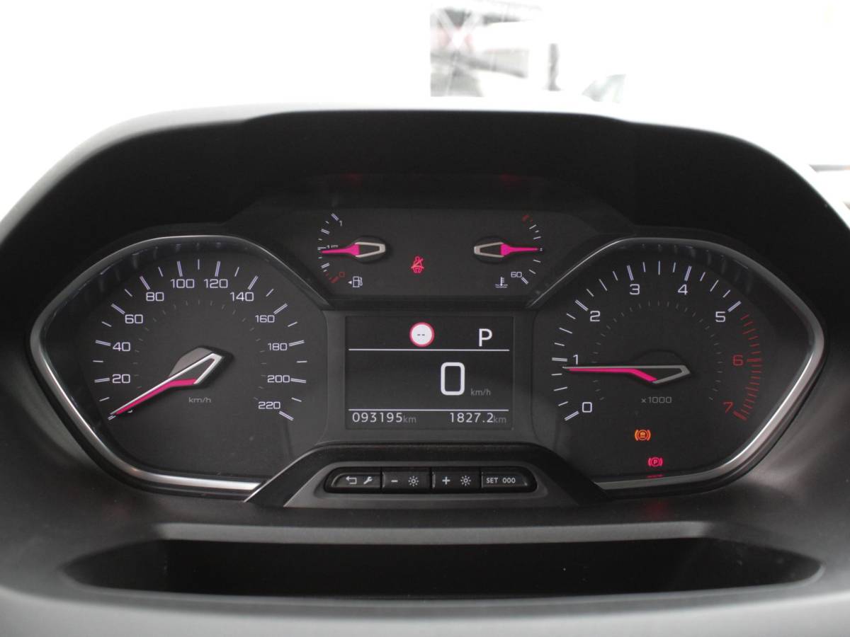 Peugeot Rifter Peugeot Rifter Long 1.2 Puretech Long Allure Automaat | Carplay / Android Auto | Clima | Park sens