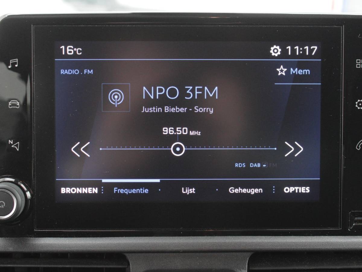 Peugeot Rifter Peugeot Rifter Long 1.2 Puretech Long Allure Automaat | Carplay / Android Auto | Clima | Park sens