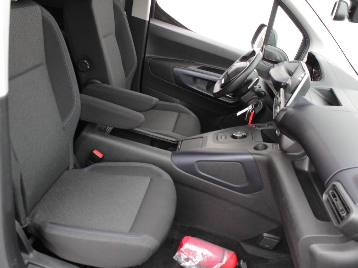 Peugeot Rifter Peugeot Rifter Long 1.2 Puretech Long Allure Automaat | Carplay / Android Auto | Clima | Park sens