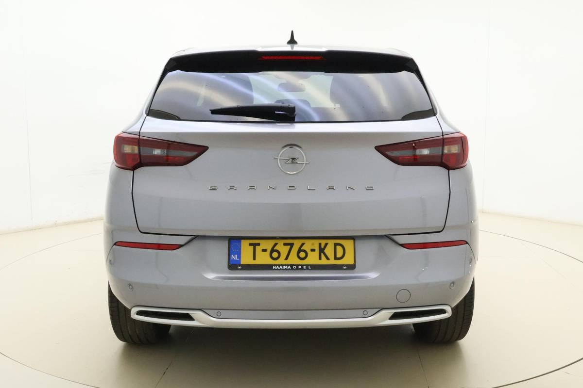 Opel Grandland Opel Grandland 1.2 Turbo Level 3 | Adaptive Cruise Control | Stoelverwarming | Verwarmd stuurwiel | Navigatie | Camera | Elektrische kofferklep | Full LED | Keyless Entry & Start | 1e Eigenaar