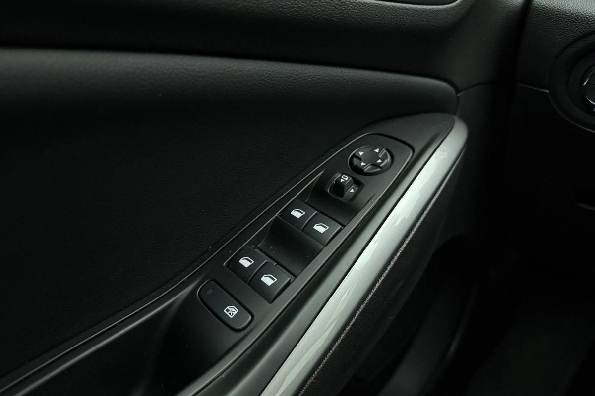 Opel Grandland Opel Grandland 1.2 Turbo Level 3 | Adaptive Cruise Control | Stoelverwarming | Verwarmd stuurwiel | Navigatie | Camera | Elektrische kofferklep | Full LED | Keyless Entry & Start | 1e Eigenaar