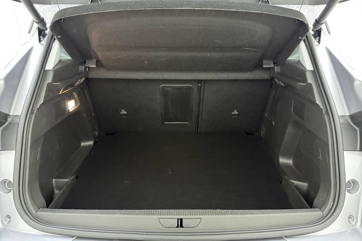 Opel Grandland Opel Grandland 1.2 Turbo Level 3 | Adaptive Cruise Control | Stoelverwarming | Verwarmd stuurwiel | Navigatie | Camera | Elektrische kofferklep | Full LED | Keyless Entry & Start | 1e Eigenaar