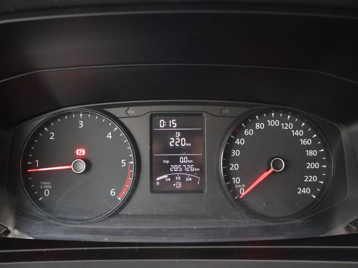 Volkswagen Transporter Volkswagen Transporter 2.0 TDI L2H1 5-PERS DUBBEL CABINE EURO 6 | APPLE CARPLAY | TREKHAAK 2200 KG | CAMERA
