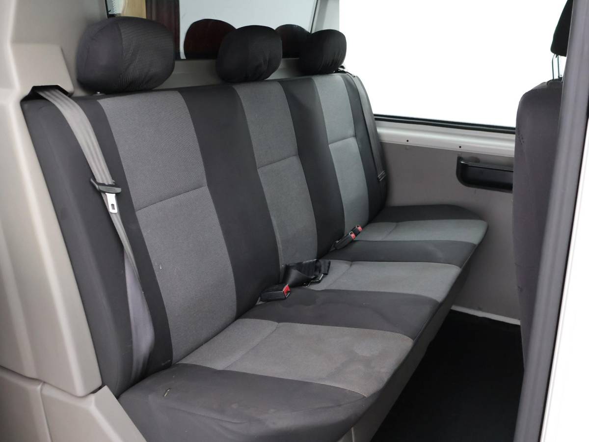 Volkswagen Transporter Volkswagen Transporter 2.0 TDI L2H1 5-PERS DUBBEL CABINE EURO 6 | APPLE CARPLAY | TREKHAAK 2200 KG | CAMERA