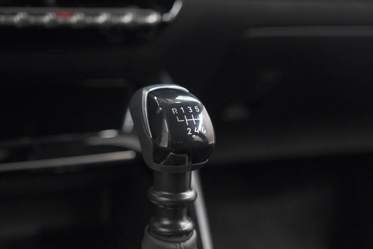 Peugeot 208 Peugeot 208 PureTech 100 Allure | Apple Carplay | Parkeersensoren | Climate Control