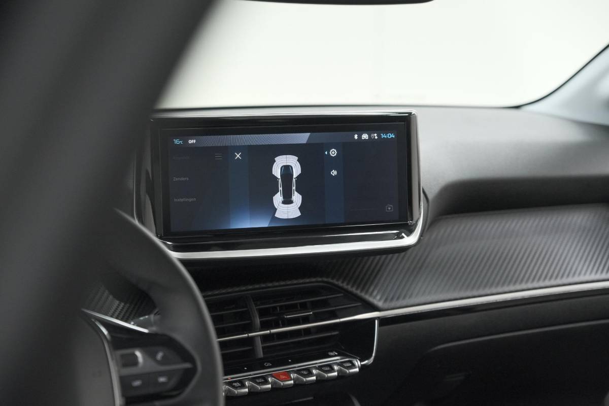 Peugeot 208 Peugeot 208 PureTech 100 Allure | Apple Carplay | Parkeersensoren | Climate Control