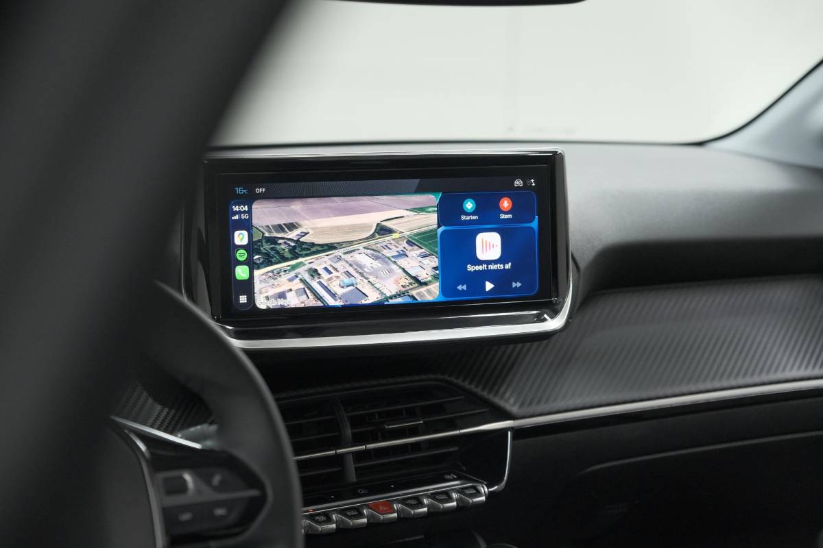 Peugeot 208 Peugeot 208 PureTech 100 Allure | Apple Carplay | Parkeersensoren | Climate Control