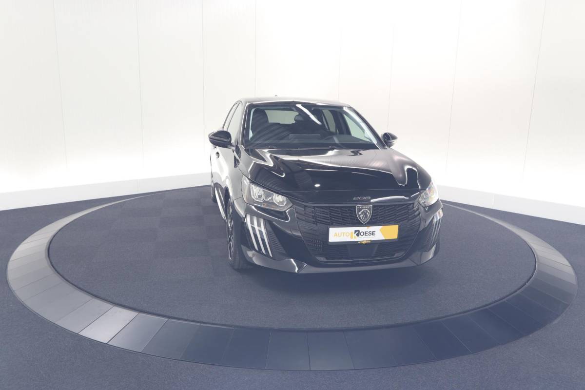 Peugeot 208 Peugeot 208 PureTech 100 Allure | Apple Carplay | Parkeersensoren | Climate Control