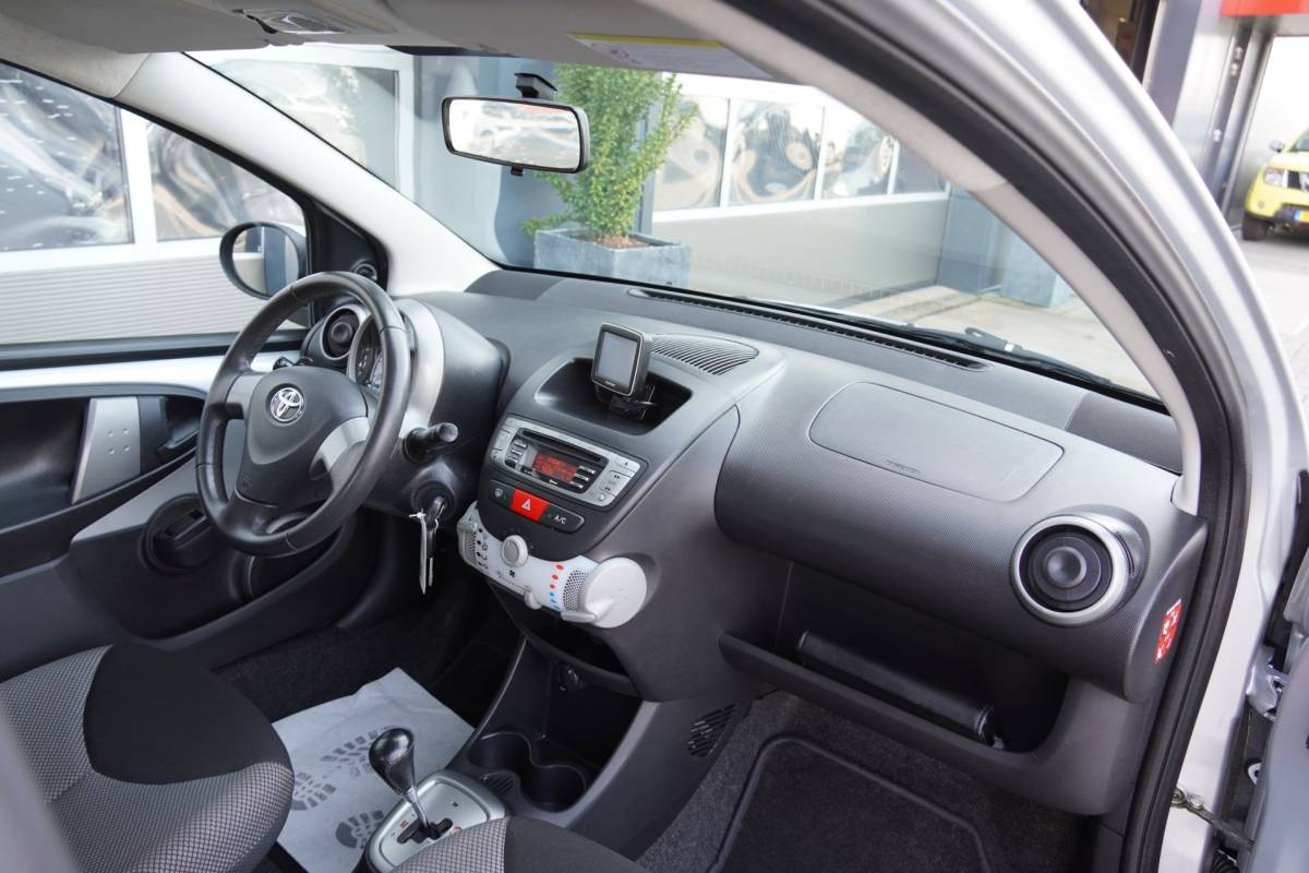 Toyota Aygo Toyota Aygo 1.0 VVT-i Aspiration NAP Automaat/Airco/5-deurs