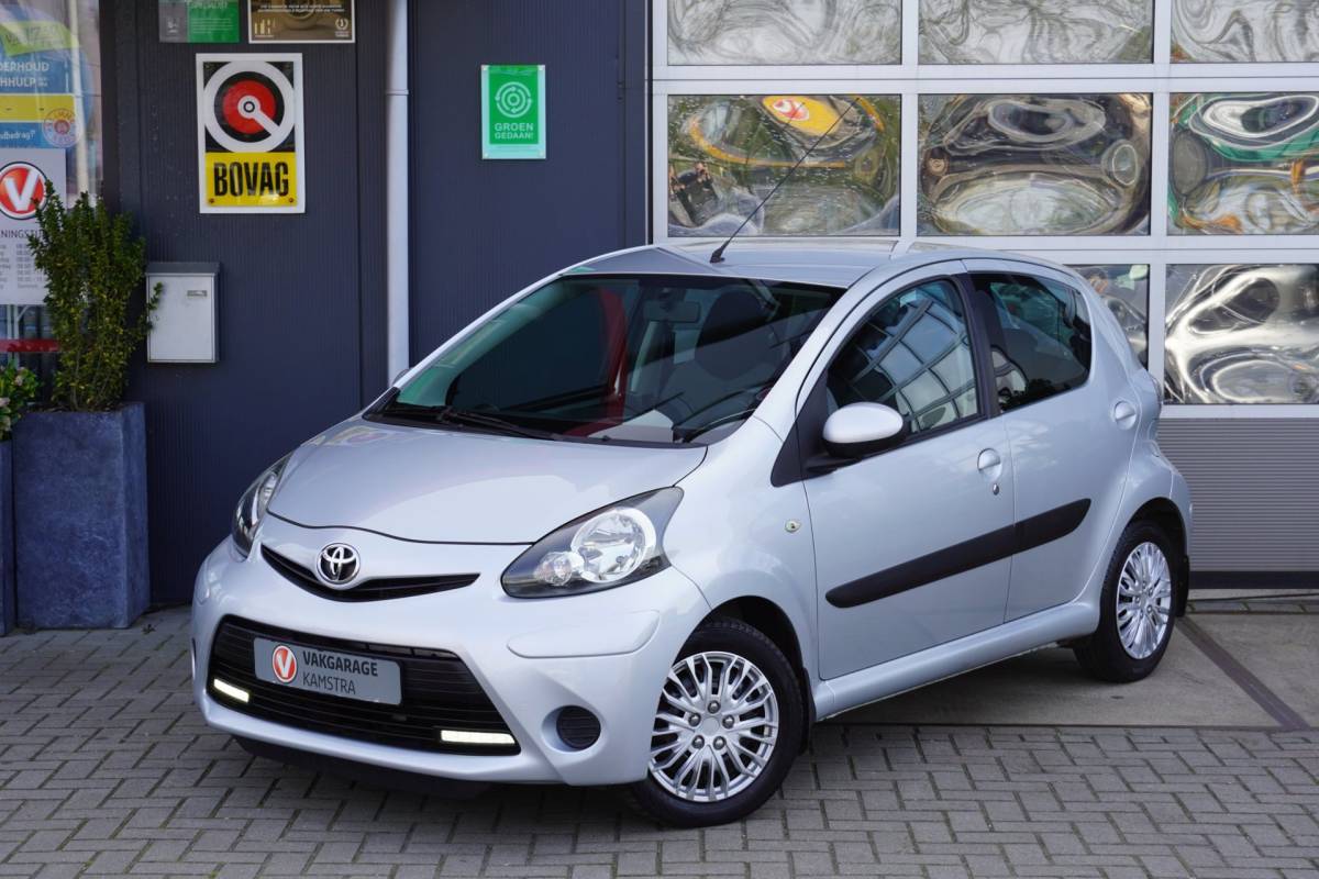 Toyota Aygo Toyota Aygo 1.0 VVT-i Aspiration NAP Automaat/Airco/5-deurs
