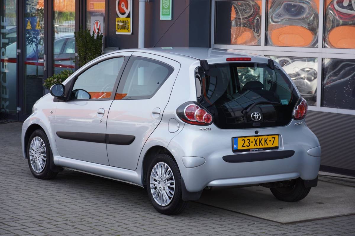 Toyota Aygo Toyota Aygo 1.0 VVT-i Aspiration NAP Automaat/Airco/5-deurs