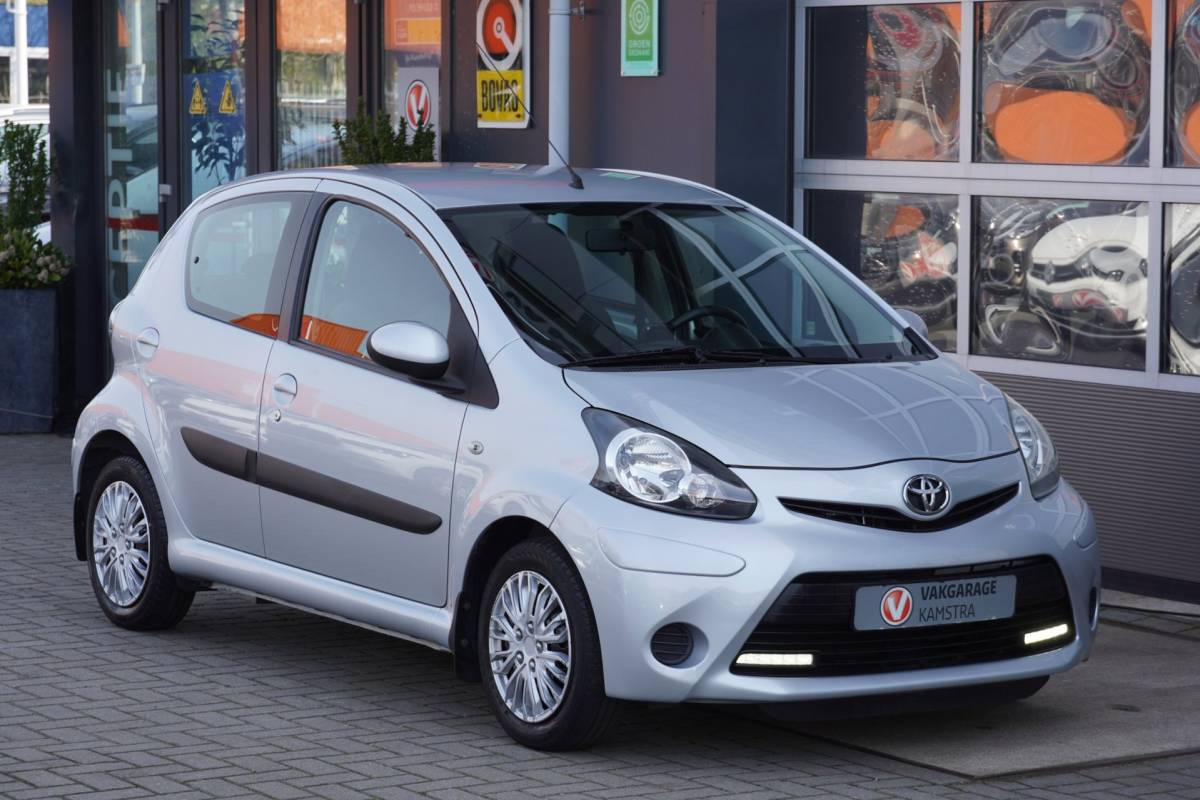 Toyota Aygo Toyota Aygo 1.0 VVT-i Aspiration NAP Automaat/Airco/5-deurs