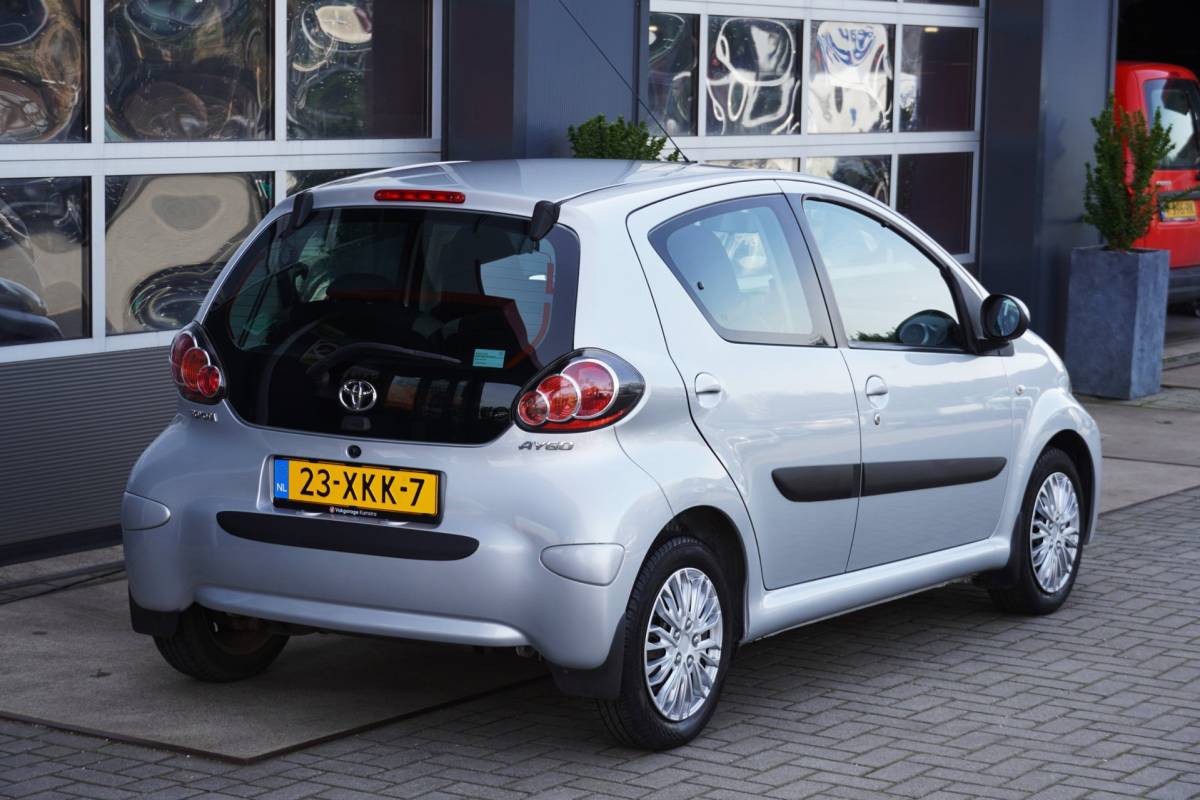 Toyota Aygo Toyota Aygo 1.0 VVT-i Aspiration NAP Automaat/Airco/5-deurs